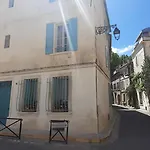 Au Coin De La Roquette