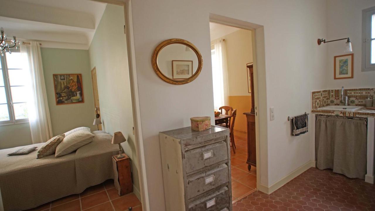 Au Coin De La Roquette Apartment Arles